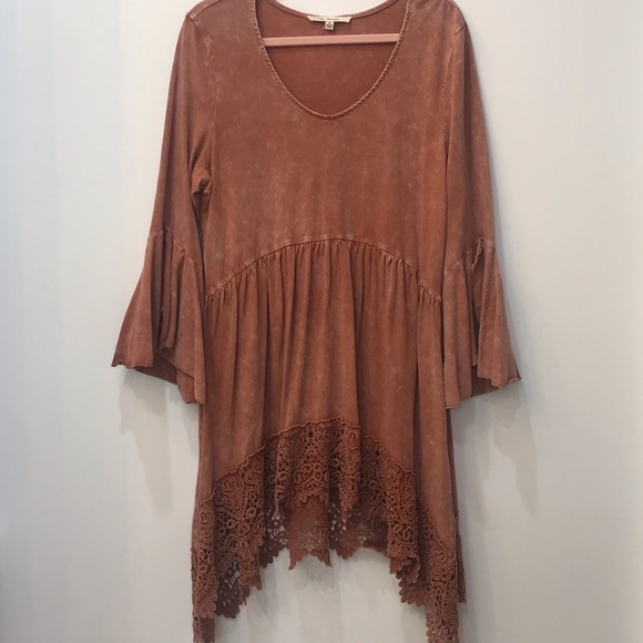 Boutique Distressed Boho Tunic size Medium - Picture 4 of 13
